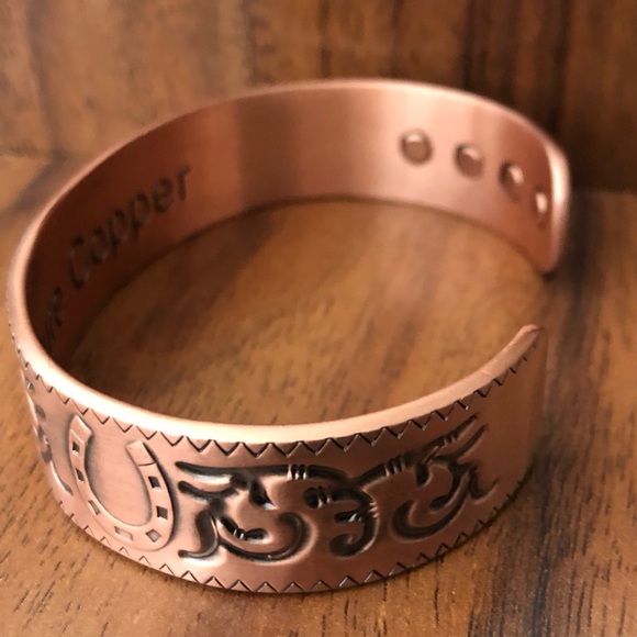 Horse Shoe Design Pure Copper Magnetic Bracelet Energy Cuff Bangle Good Luck - Picture 2 of 2